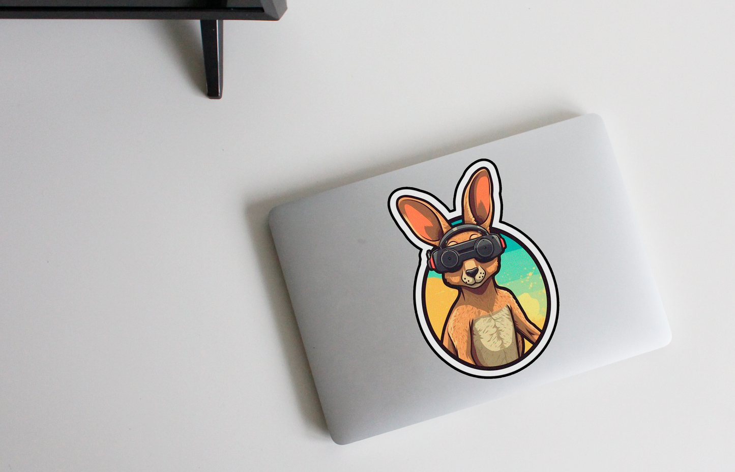 Betreed de Duisternis met onze 'Nocturnal Hopper' Sticker | Een Kangoeroe van de Nacht!