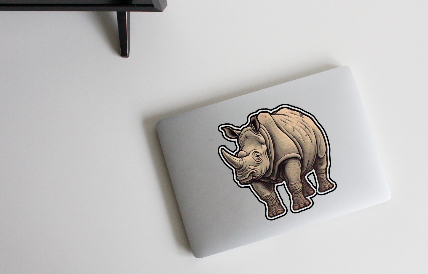 Ervaar de Majestueuze Kracht met onze 'Mighty Rhino' Sticker | Een Ode aan de Grote Neushoorn!